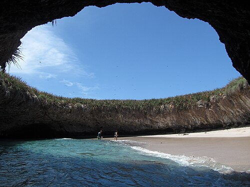 Hidden Beach (Playa del Amor)